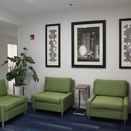 Holiday Inn Express & Suites San Antonio West Sea World Area By Ihg Екстериор снимка