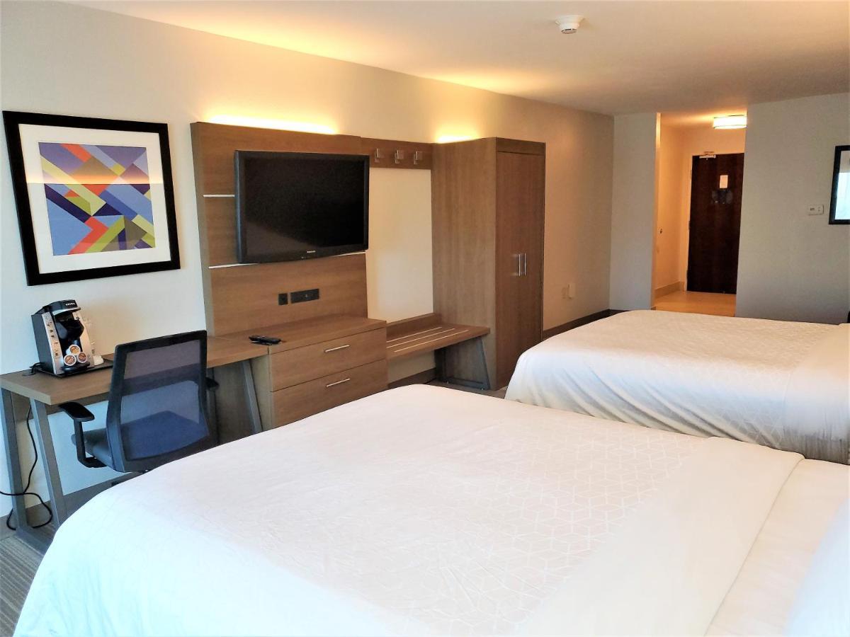 Holiday Inn Express & Suites San Antonio West Sea World Area By Ihg Екстериор снимка