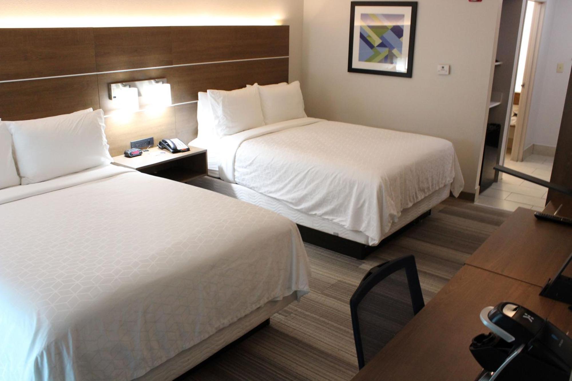 Holiday Inn Express & Suites San Antonio West Sea World Area By Ihg Екстериор снимка