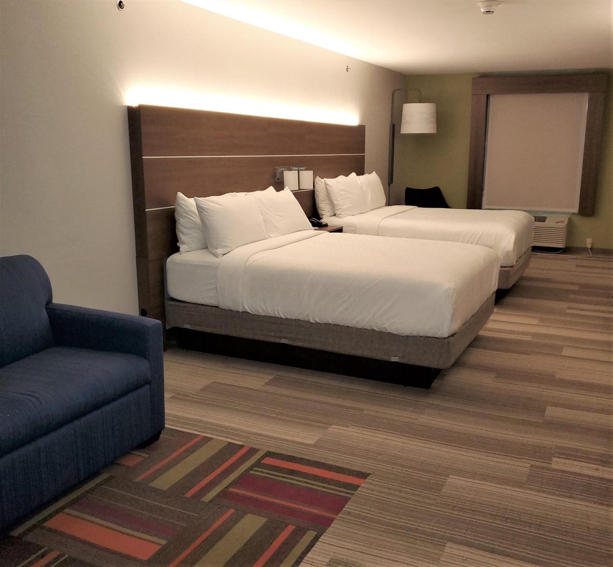 Holiday Inn Express & Suites San Antonio West Sea World Area By Ihg Екстериор снимка