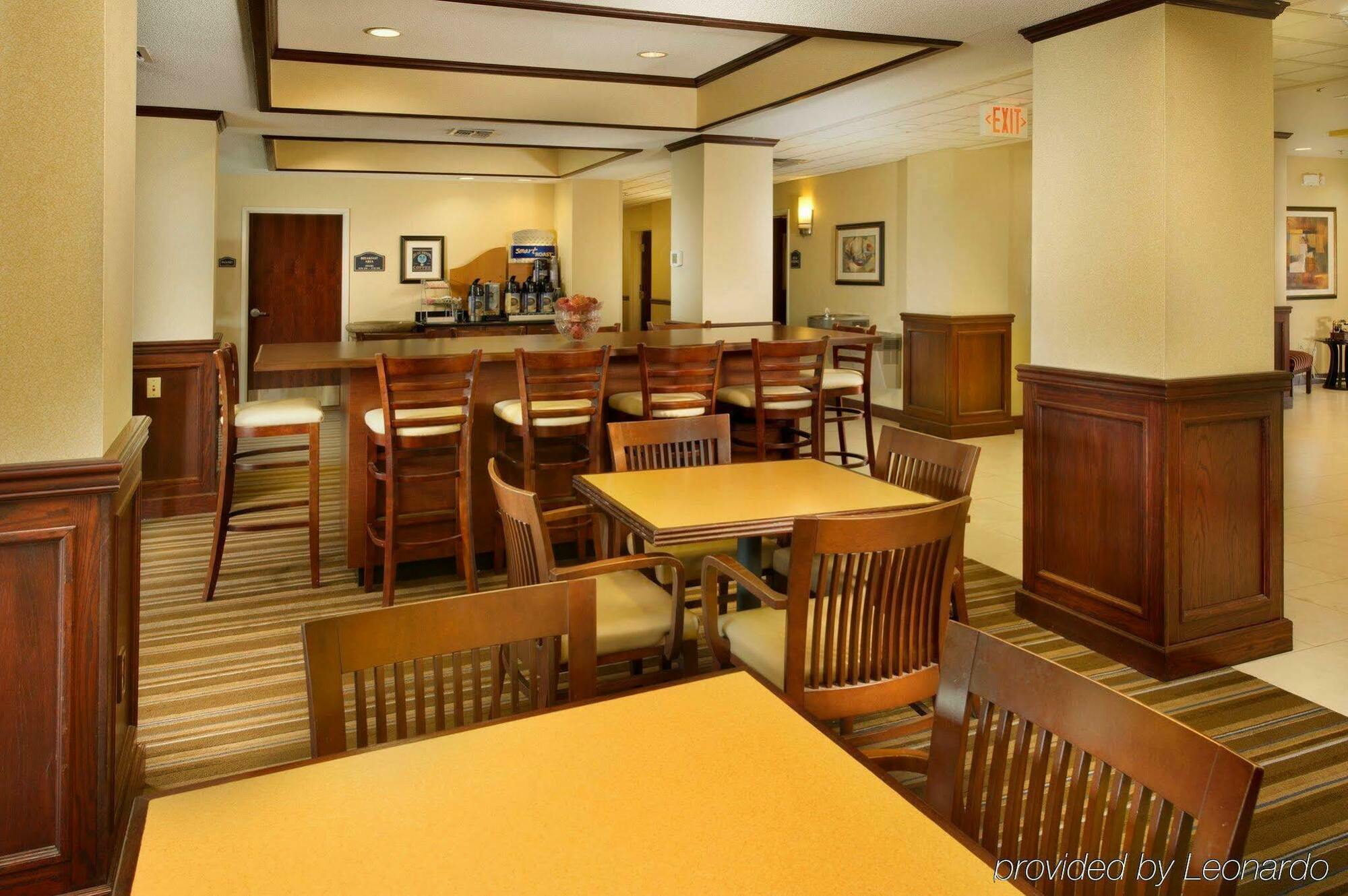 Holiday Inn Express & Suites San Antonio West Sea World Area By Ihg Екстериор снимка
